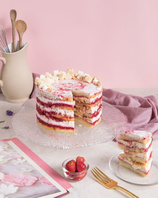 White Chocolate Raspberry Cake