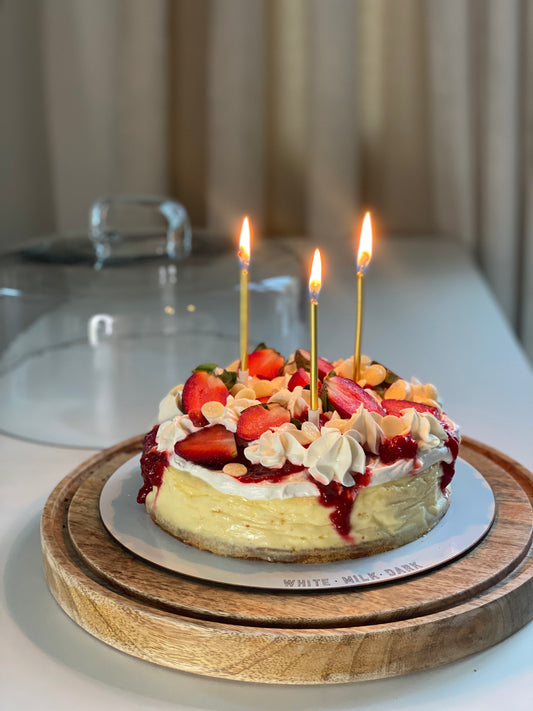 Baked New York Strawberry Cheesecake